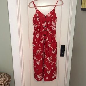 Practically new pretty summer dress!